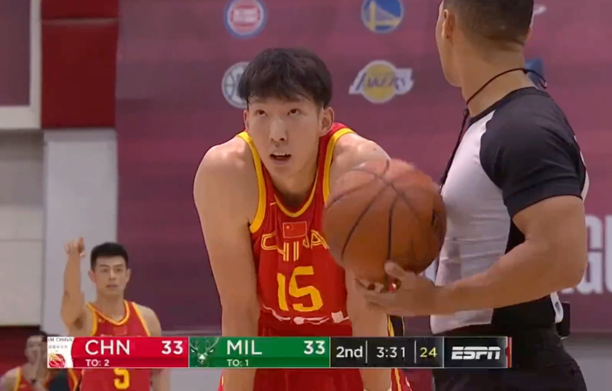 包含究竟何去何从？传闻大将即将迎来转会时刻，掌声雷动的词条