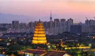 西安城投队豪取主场三分,表现抢眼,战绩斐然 西安城投队豪取主场三分,表现抢眼,战绩斐然