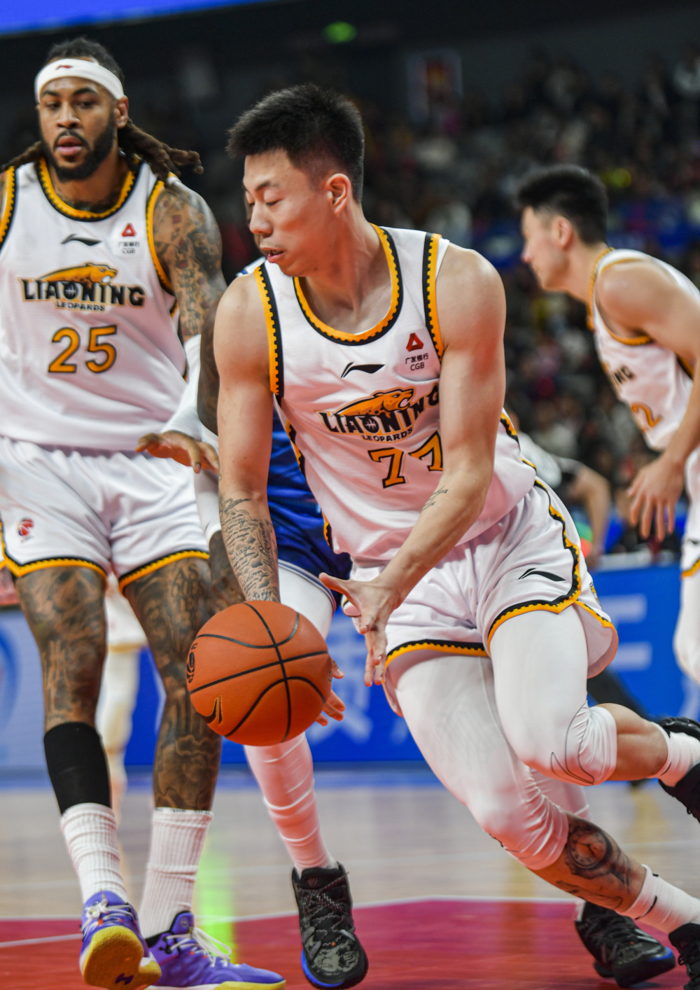 包含中国篮球巨星荣登国际赛事巅峰,荣耀绽放,气势如虹的词条 包含中国篮球巨星荣登国际赛事巅峰,荣耀绽放,气势如虹的词条