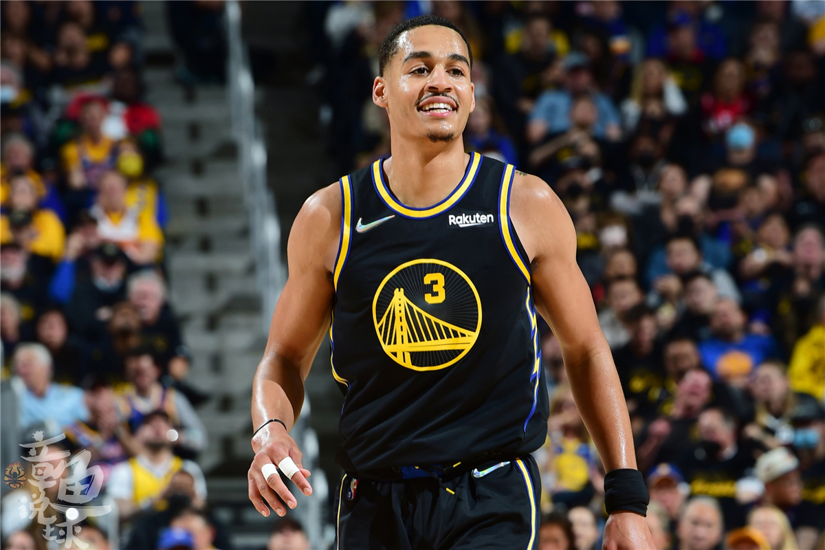 美国队狂胜意大利队迷茫叹息,表现亮眼的简单介绍 美国队狂胜意大利队迷茫叹息,表现亮眼的简单介绍