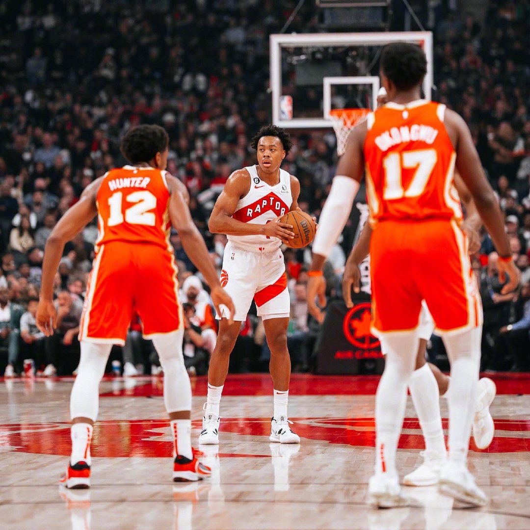 开云体育入口-猛龙队主场大胜反扑强力对手，振奋人心