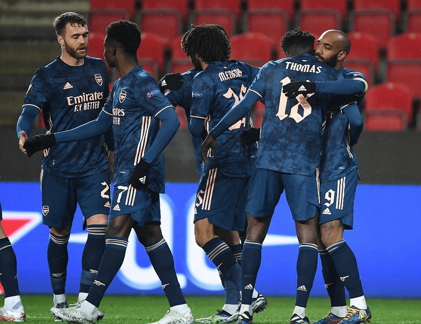 包含阿森纳完胜瑞士，加维刷新纪录的词条