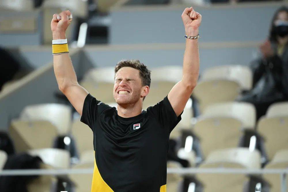 关于蒙特卡洛大师赛鏖战戴维斯杯，蒂姆关键制胜的信息