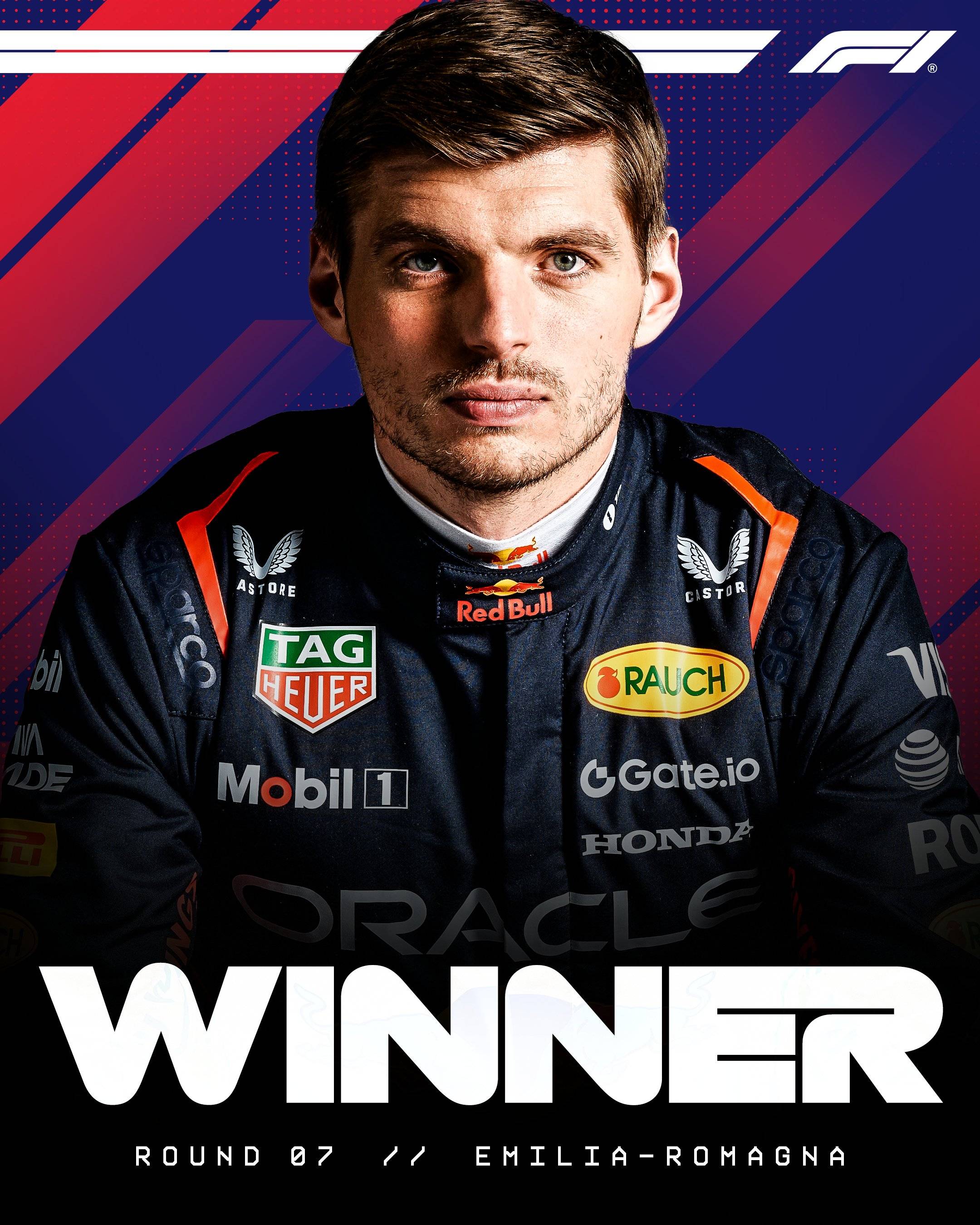 开云体育官方网站-阿斯顿马丁完胜红牛车队,汉密尔顿统治全场