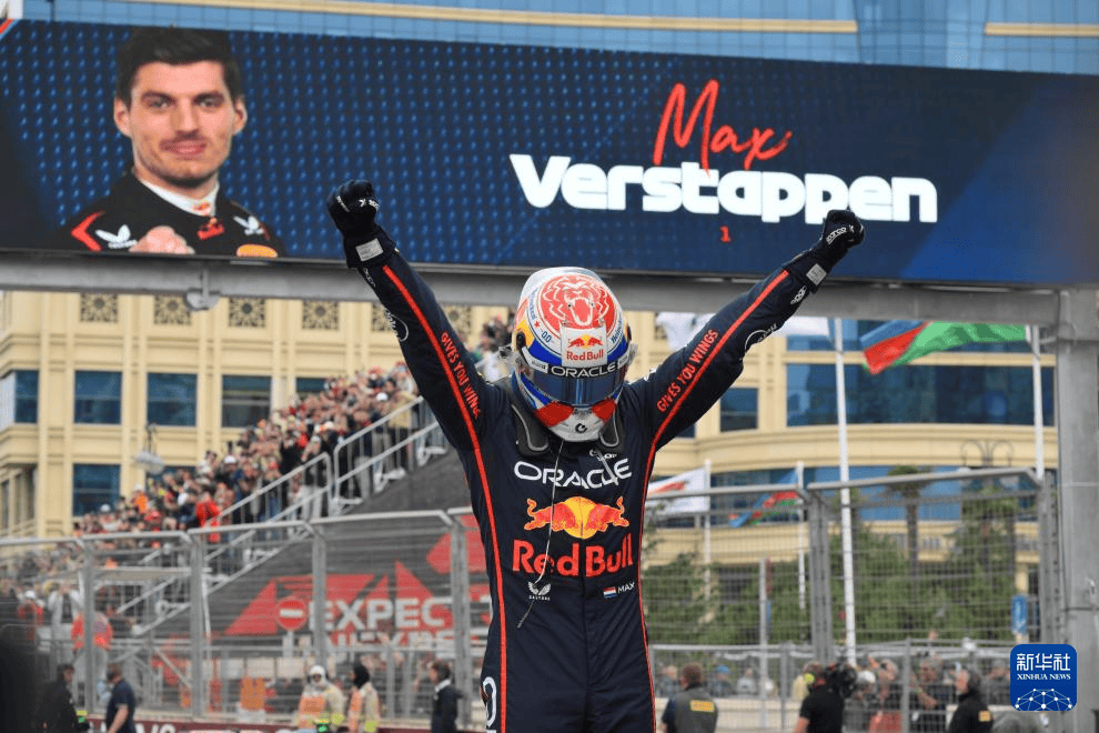 开云体育中国-红牛车队横扫索伯车队，塞恩斯扛起全队